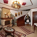 Boutique Ergjeria Ξενοδοχείο *