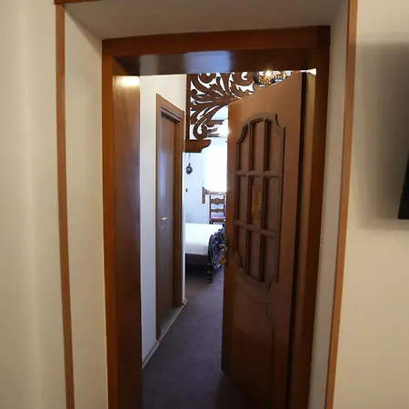 Boutique Ergjeria